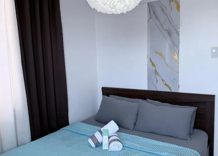 2 Bedroom Condotel Pasay Mall Of